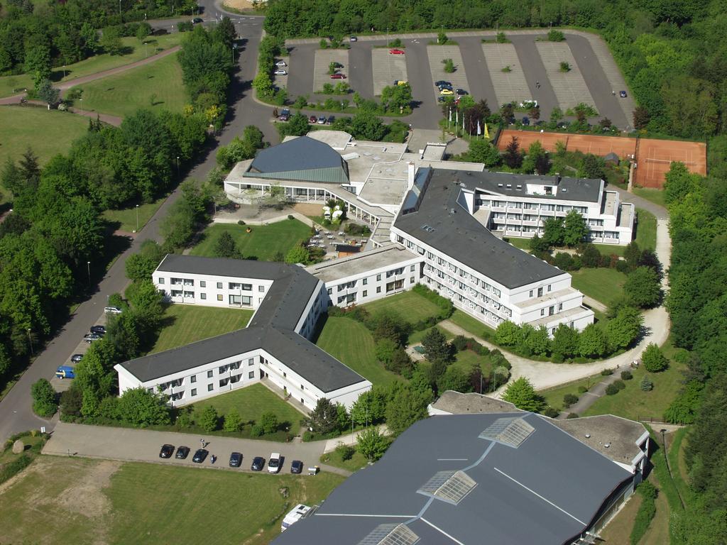 Hotel Moselpark Бернкастел-Кюс Екстериор снимка